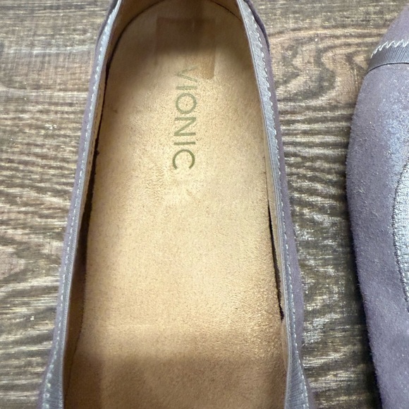 Vionic 7.5 MINT EUC worn a couple of times sparkly Women's Lavender Ballet Flats - Picture 5 of 13